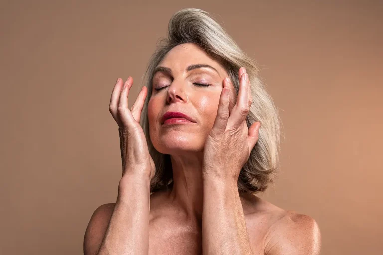 Jak ujędrnić skórę?